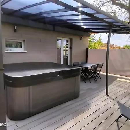 샬레 De Jardin Le Cabanon Avec