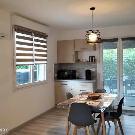 샬레 De Jardin Le Cabanon Avec